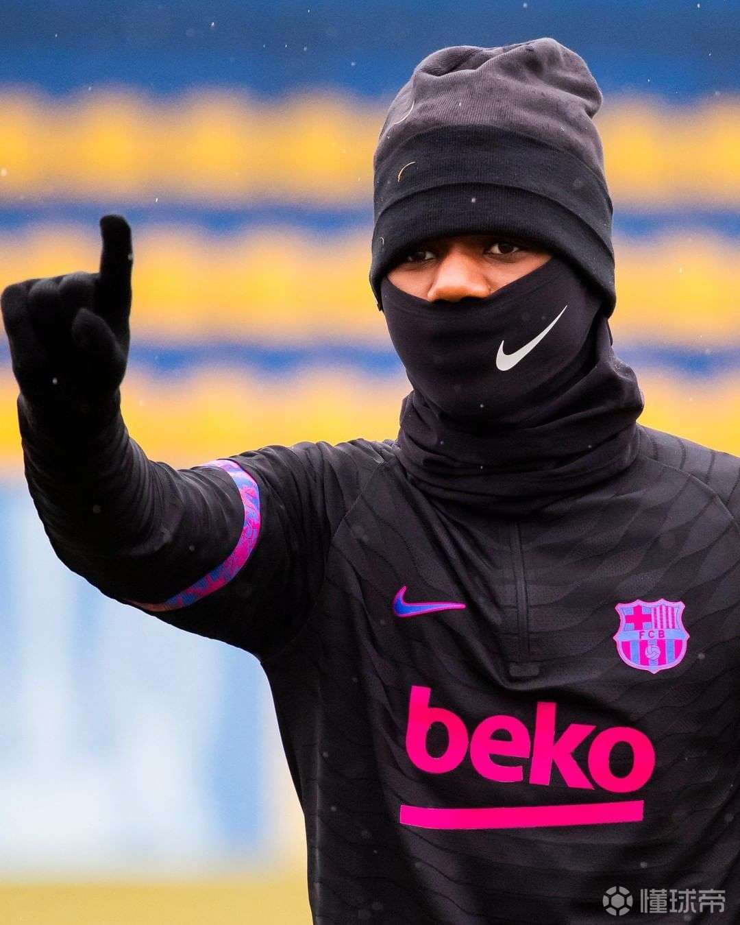 友博网站 -包含密尔沃基雄鹿篮板制胜备战欧冠北京首钢完成体检备战国王杯，国际比赛日上海海港豪取连胜都惊呆了的词条